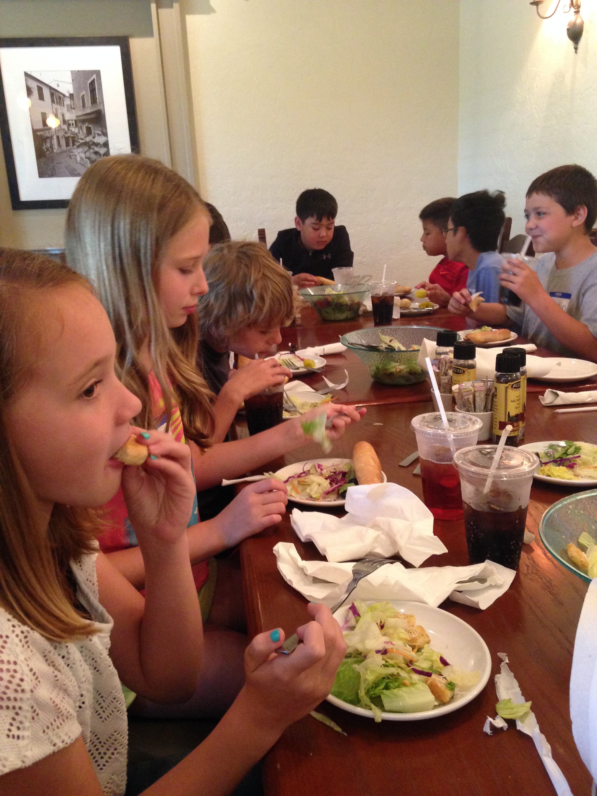 Mrs Williams Class Gets Treated To Olive Garden Meadowbrook